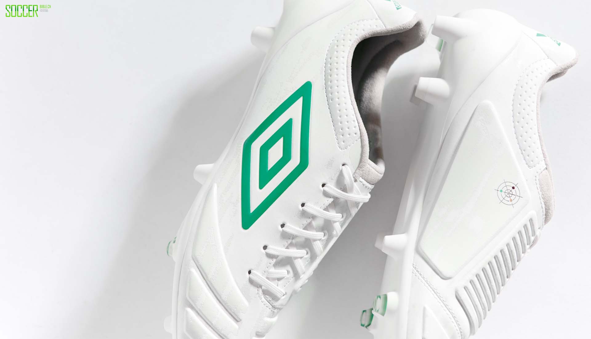 umbro-white-9-min