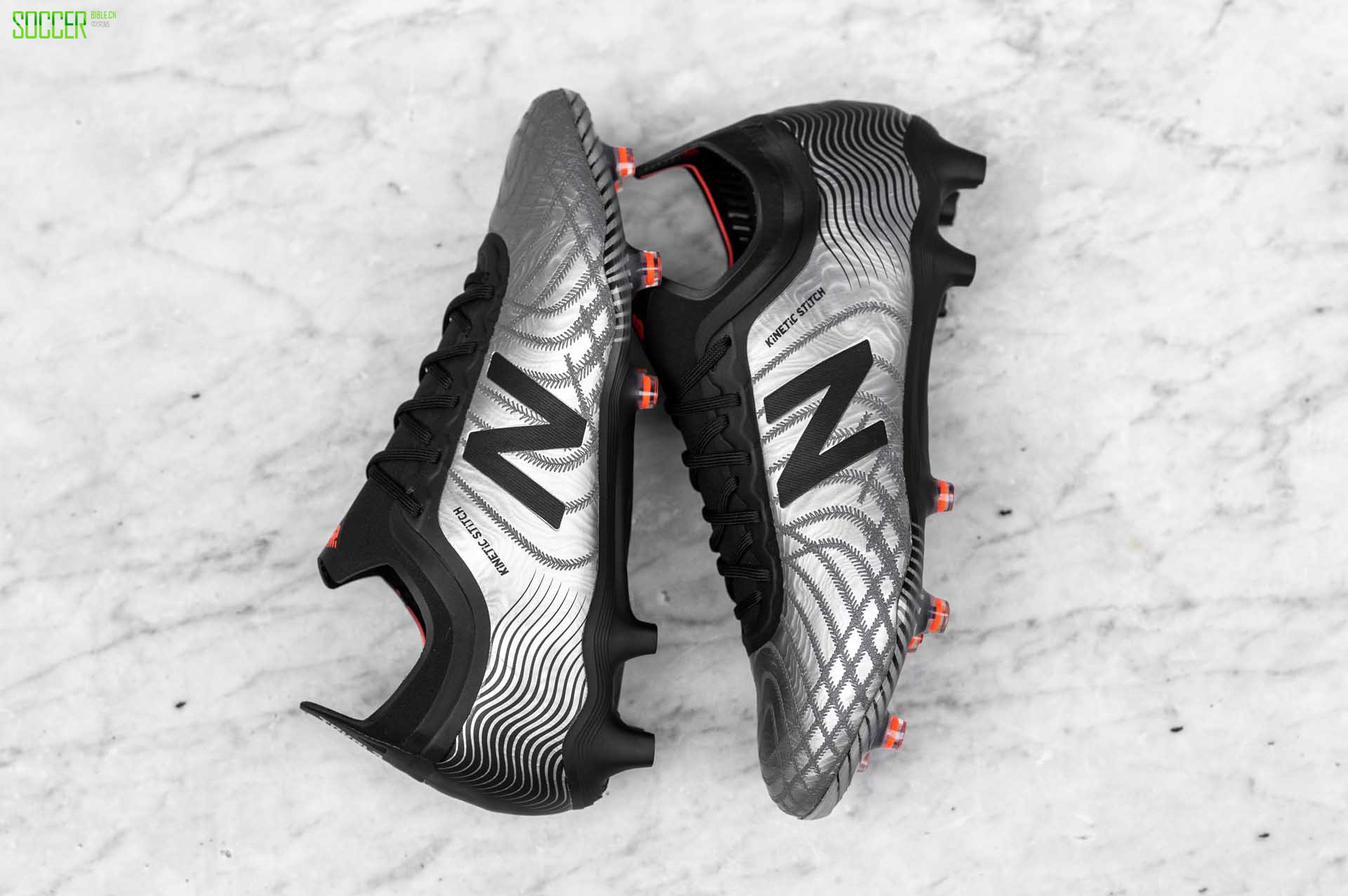 New Balance Pitch Control汾Tekela V2